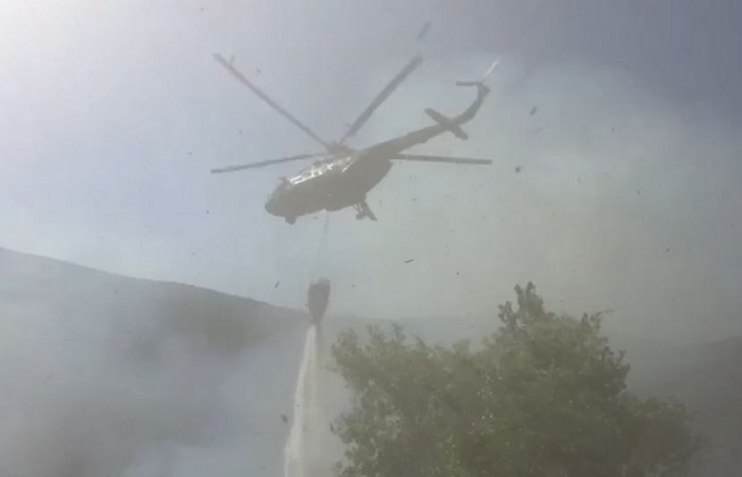 صوابی کےعلاقے کڑہ مار پہاڑی پر لگی آگ پر قابو پانے کے لیے آرمی ہیلی کاپٹرز مصروف ہیں: آئی ایس پی آر
