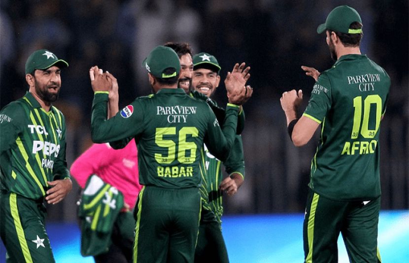 پاکستان نے باؤلر کی عمدہ کارکردگی کی بدولت نیوزی لینڈ کو دوسرے ٹی20 میچ میں باآسانی 7 وکٹوں سے شکست دے دی