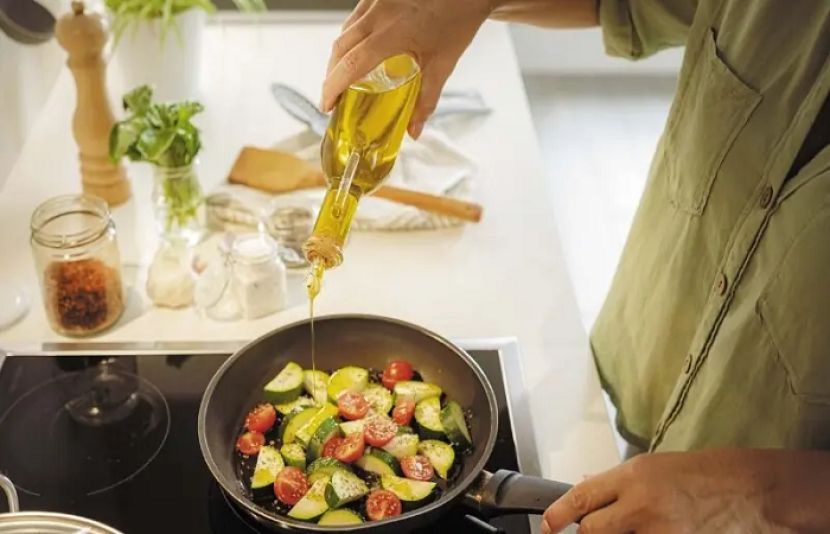 انسانی تاریخ میں خوراک کے حوالے سے ’چکنائی‘ ہمیشہ ایک متنازع موضوع رہا ہے