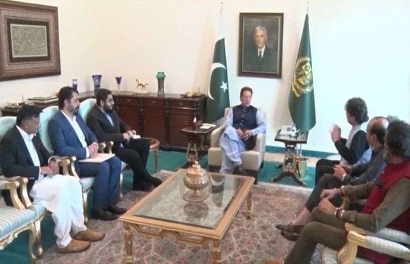 ترک پروڈیوسر ایمرے کونُک کی وزیر اعظم عمران خان  سے ملاقات