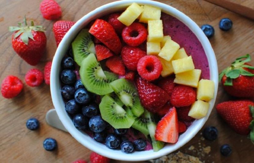 کیلے اور سیب دونوں ہی وزن کم کرنے کے لیے فائدہ مند ثابت ہو سکتے ہیں