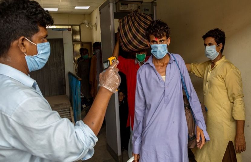 کورونا وائرس، پاکستان میں مزید102اموات اور4 ہزار4 نئے کیسز رپورٹ