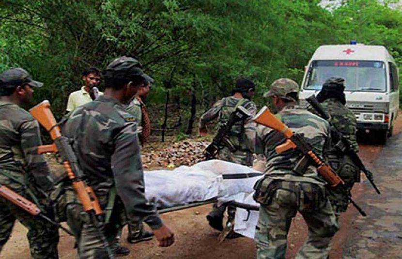 بھارت: بم دھماکے میں 5 سیکیورٹی اہلکار ہلاک