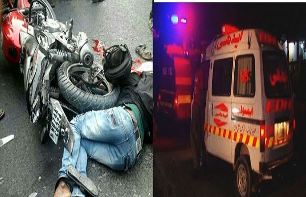 موٹر سائیکلوں کی آپس میں ٹکر