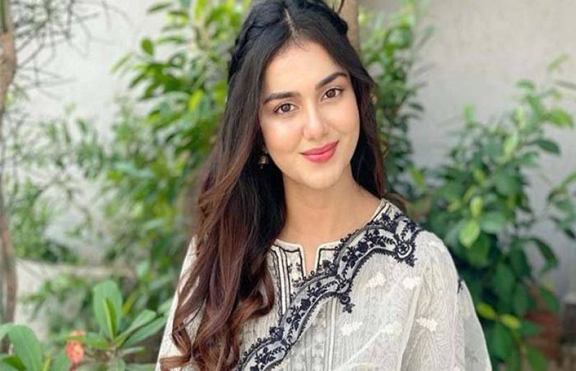 پاکستانی اداکارہ طوبیٰ انور نے کہا ہےکہ کسی کو پیار کرنے والی بات ختم ہوگئی