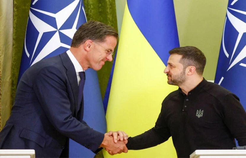 یوکرینی صدر ولادیمیر زیلنسکی نے سابق امریکی صدر ڈونلڈ ٹرمپ کے مجوزہ امن فریم ورک پر مذاکرات کے لیے آمادگی ظاہر کر دی ہے