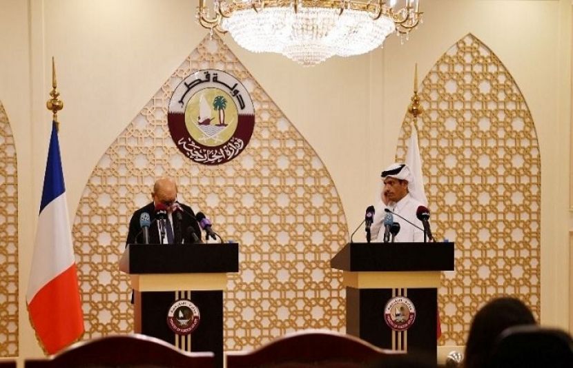 فرانسیسی ہم منصب جین یوز لی ڈرین اور قطری وزیر خارجہ شیخ محمد بن عبدالرحمٰن الثانی