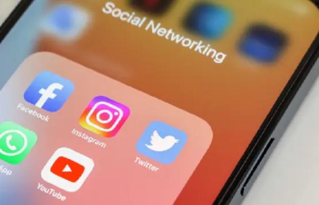 مختلف انٹرنیٹ پلیٹ فارمز پر مختصر ویڈیوز کا زیادہ استعمال ذہنی کارکردگی کو متاثر کر سکتا ہے