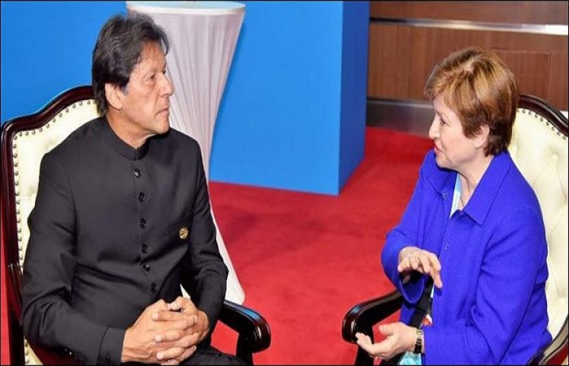 وزیراعظم عمران خان نے ورلڈبینک کی سی ای او کرسٹالینا جیورجیوا سے ملاقات کی ہے