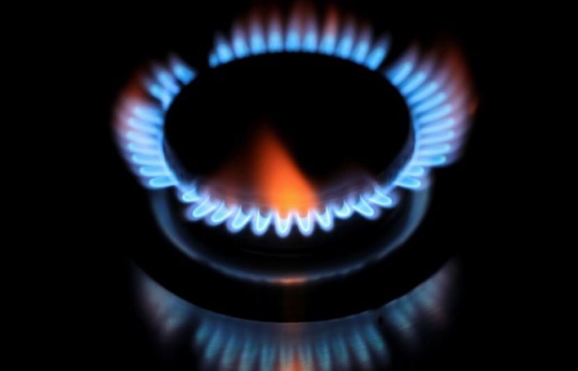  نگران وفاقی کابینہ نے گیس کی قیمتوں میں اضافہ کو روک دیا
