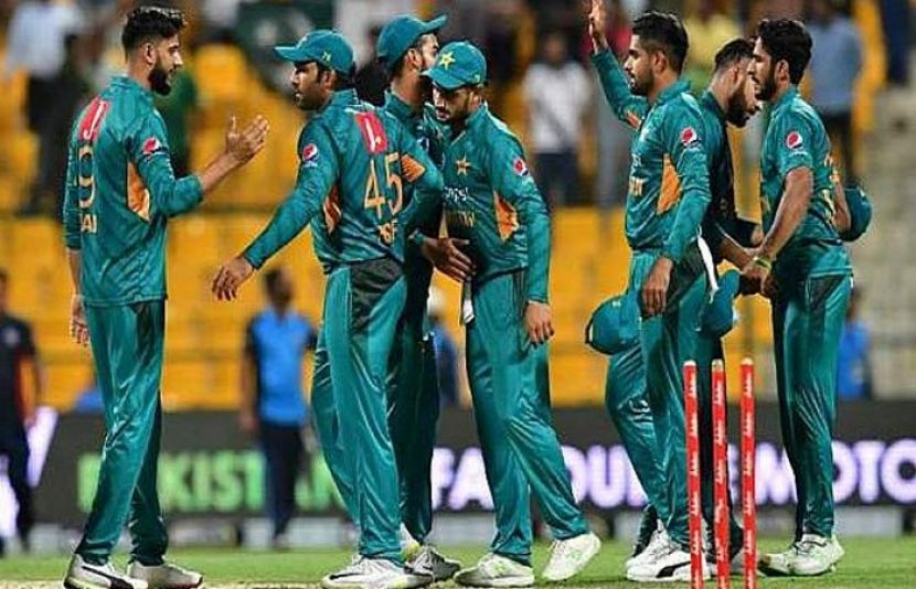 پاکستان کرکٹ بورڈ نے آئندہ ماہ ہونے والی ٹی ٹین لیگ کے لیے کھلاڑیوں کو جاری کیا گیا این او سی منسوخ کر دیا 