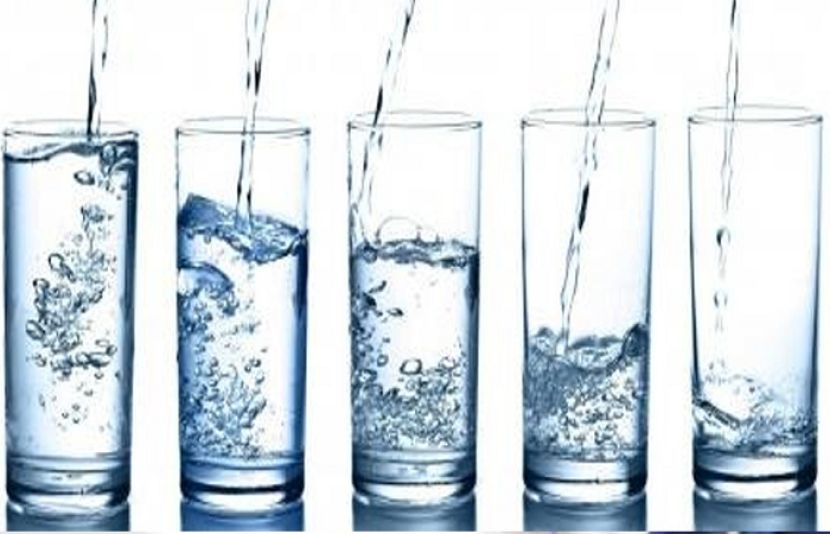ایک دن میں آخر کتنا پانی پینا چاہیے؟
