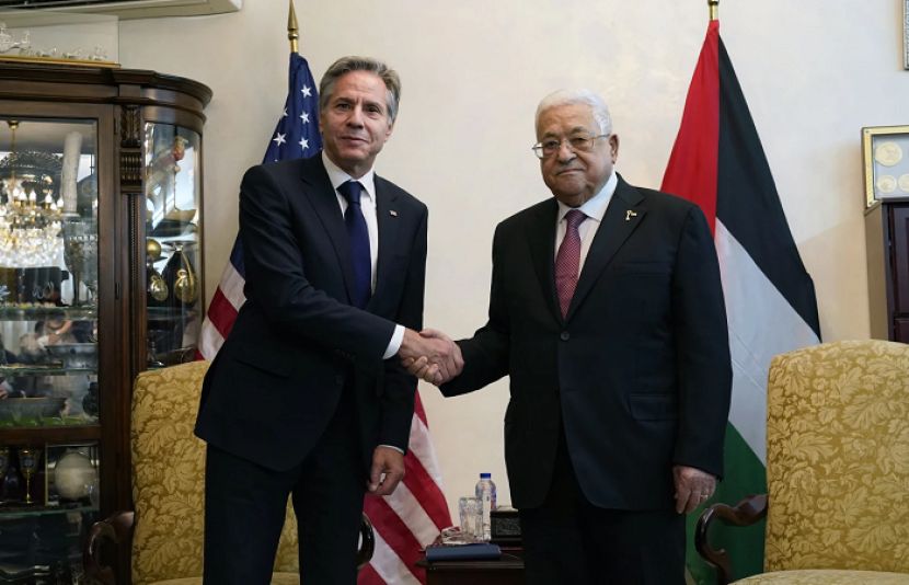 امریکی وزیرخارجہ کی فلسطینی صدر محمود عباس سے ملاقات