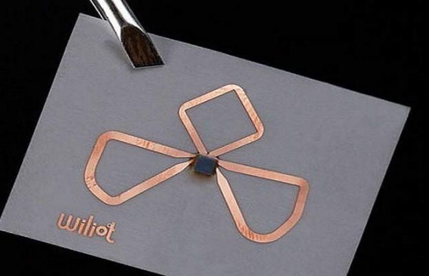 بیٹری کے بغیر چلنے والا، دنیا کا پہلا بلیو ٹوتھ اسٹیکر