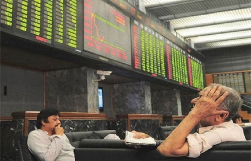 کاروباری ہفتے کے پہلے روز پاکستان اسٹاک مارکیٹ میں 200 سے زائد پوائنٹس کی کمی