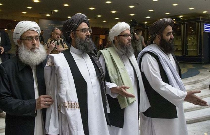 افغان حکومت اور طالبان کے نمائندوں کا کہنا ہے کہ انہوں نے امن مذاکرات کے حوالے سے ابتدائی معاہدے پر اتفاق کر لیا ہے۔
