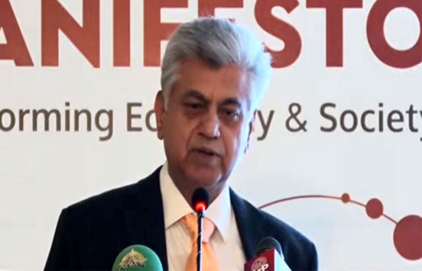 نگران وزیر اطلاعات مرتضی سولنگی