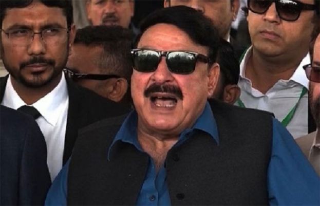 وزیر ریلوے شیخ رشید