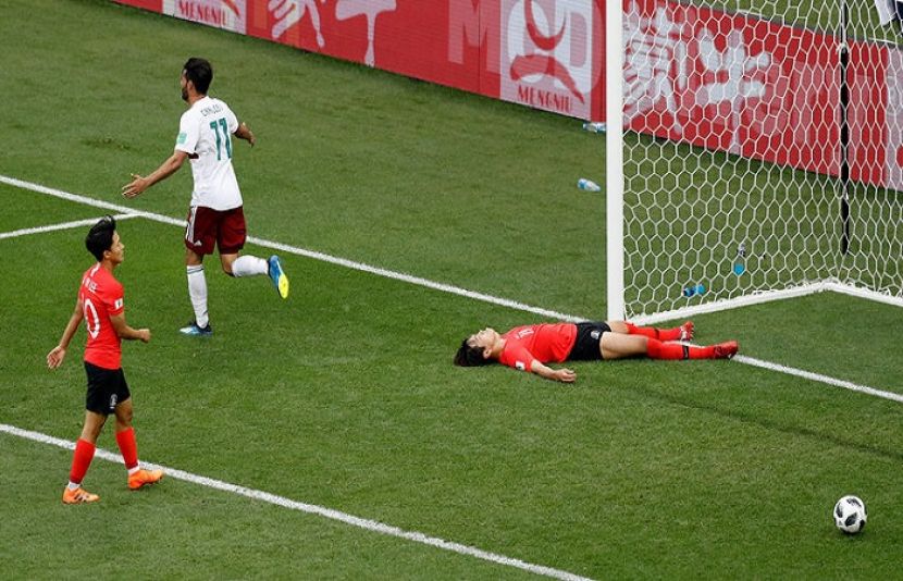 فیفا ورلڈکپ : میکسیکو نے جنوبی کوریا کو دو کے مقابلے میں ایک گول سے شکست دے دی
