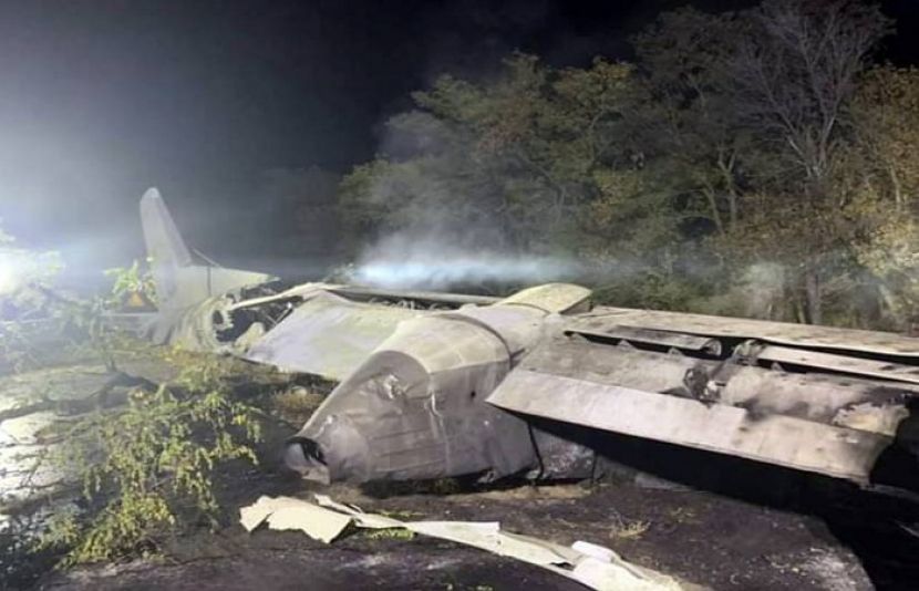 یوکرین میں ایک فوجی طیارہ گر کر تباہ، 25 افراد ہلاک ہو گئے