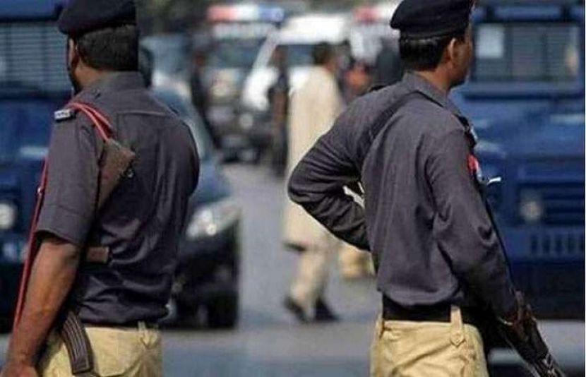 جیکب آباد میں ڈاکوؤں کے ساتھ مقابلے میں اسسٹنٹ سب انسپکٹر (اے ایس آئی) شہید ہو گیا۔