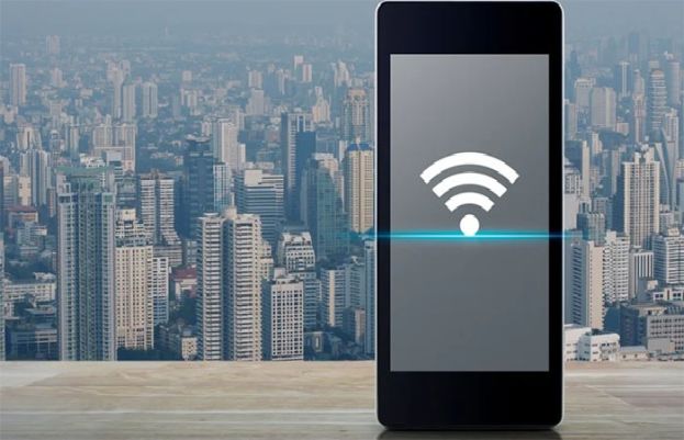 اسمارٹ فونز میں ائیر پلین موڈ بنیادی طور پر ریڈیو فریکوئنسی سگنل ٹرانسمیشن کو ڈس ایبل کرنے کے لیے ہوتا ہے