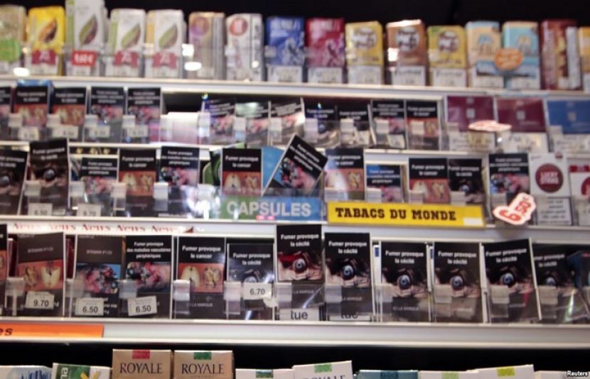 تمباکو نوشی سالانہ ایک کھرب ڈالر اخراجات اور لاکھوں اموات کا سبب