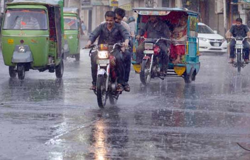 کراچی موسم سرما کی پہلی بارش