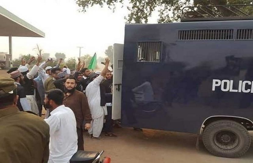  اسلام آباد، لاہور سمیت کئی شہروں میں دھرنا مظاہرین کی پکڑ دھکڑ