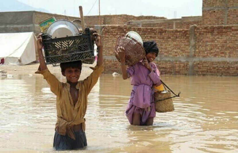  پاکستان میں سیلاب کی وجہ سے 80 لاکھ افراد بے گھر ہوئے: عالمی بینک