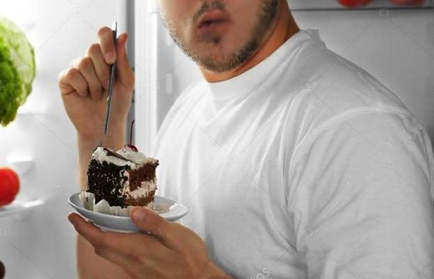 کیک کے ٹکڑے پر جھگڑا، رشتہ ٹوٹ گیا