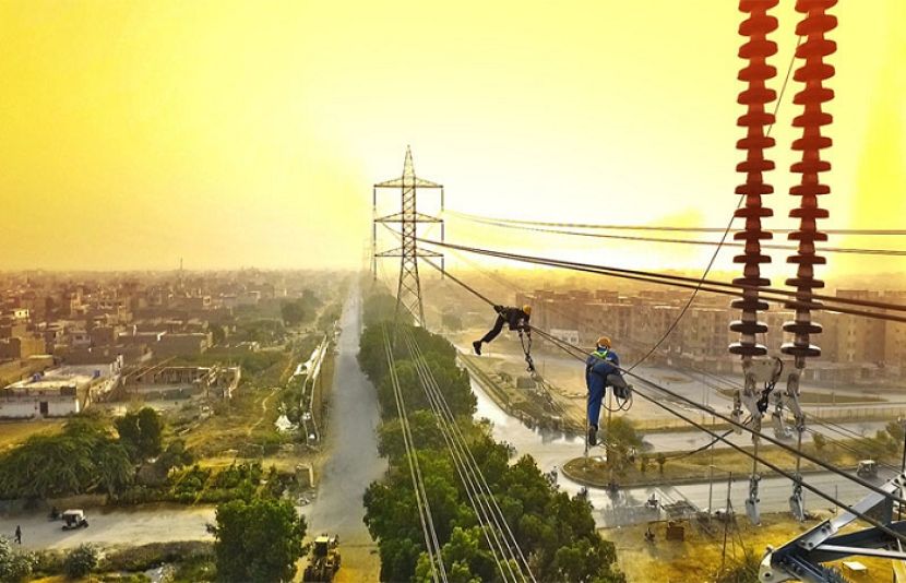 پاور ڈویژن نے پیٹرولیم ڈویژن کو خط لکھ کر خبردارکیا ہےکہ بجلی کی طلب تیزی سے بڑھنے لگی ہے