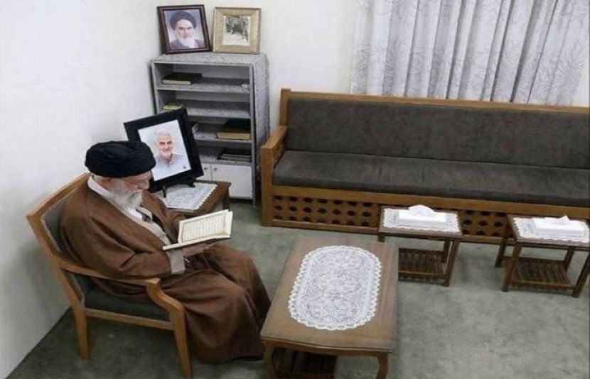 ایرانی سپریم لیڈر خامنہ ای کی شہادت سے چند لمحے پہلے کی تصویر