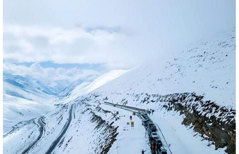 بالائی علاقوں میں ایک مرتبہ پھر برفباری سے ہر سو سفیدی چھا گئی