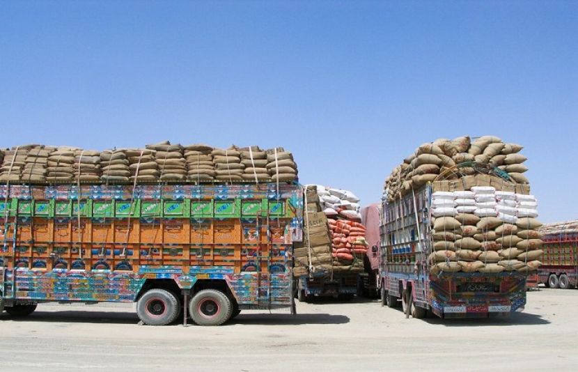 بھارت سے گندم افغانستان لے جانے کے لیے طریقہ کار وزیراعظم اور کابینہ نے منظور کر لیا