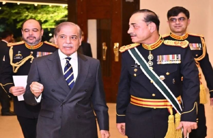 وزیر اعظم شہباز شریف اور فیلڈ مارشل عاصم منیر