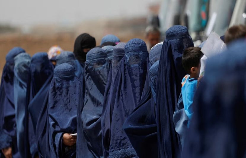 طالبان نے خواتین کی ملازمت کیلئے نئی شرط رکھ دی