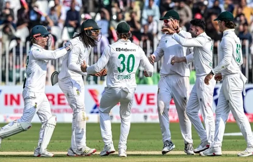 پنڈی ٹیسٹ: پاکستان کی ٹیم 138 رنز پر آؤٹ، جنوبی افریقا کو فتح کے لیے 68 رنز درکار