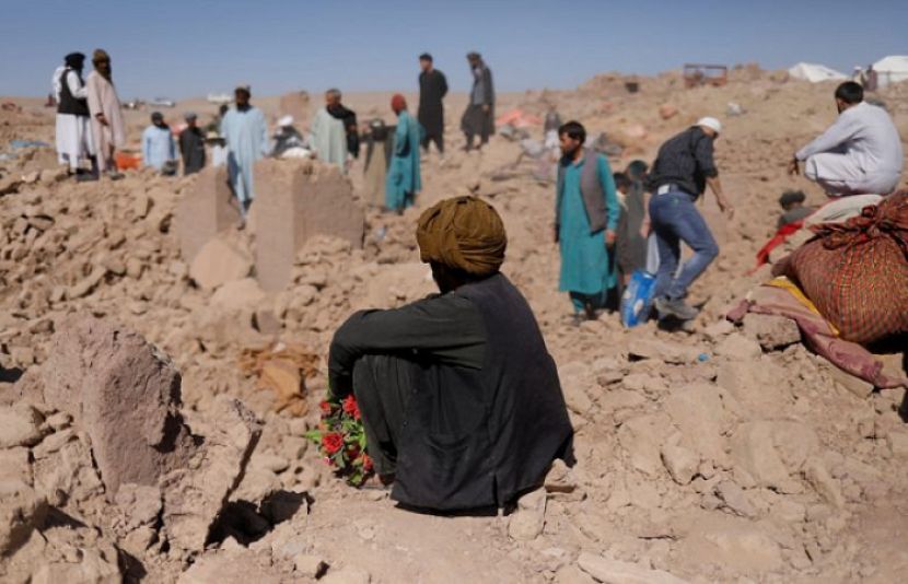 افغانستان کے شہر ہرات میں ایک بار پھر 6.3 شدت کے زلزلے کے جھٹکے محسوس کیے گئے۔