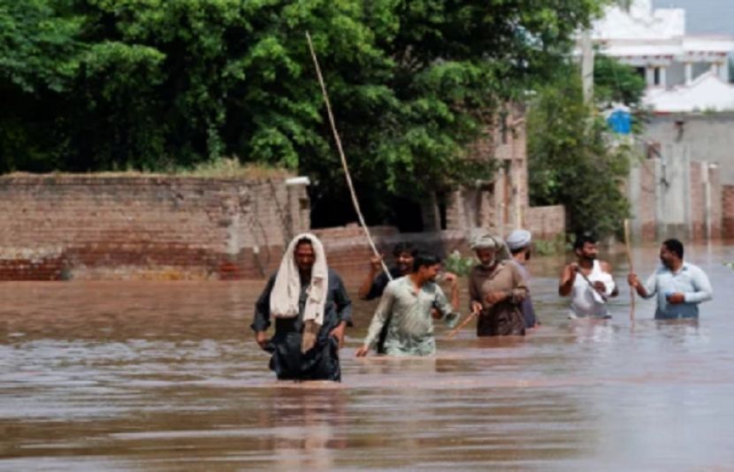 گلوکارہ حدیقہ کیانی پنجاب کے سیلاب متاثرین کی مدد کیلیے میدان میں آگئیں