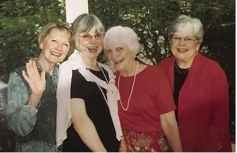 چار بہنوں کا 389 سال کی مجموعی عمر کابین الاقوامی ریکارڈ