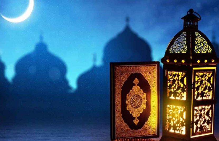مسلمانوں کا ماہ مقدس رمضان المبارک کا آغاز ہوگیا ہے آج کئی ممالک میں پہلا روزہ ہے۔