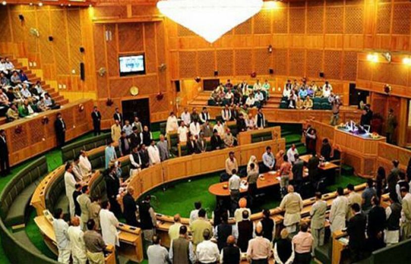 وزیرِاعظم آزاد کشمیر نے بتایا کہ حالیہ مہینوں میں ریاست نے عوامی مسائل کو ترجیح دیتے ہوئے عملی اقدامات کیے ہیں