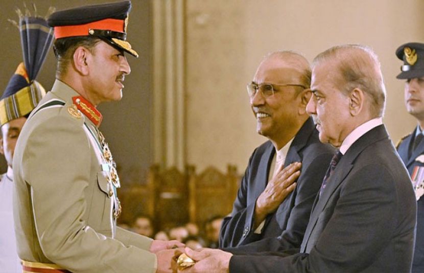 صدر مملکت نے فیلڈ مارشل سید عاصم منیر کی بطور چیف آف ڈیفنس فورسز تعیناتی کی سمری منظور کرلی