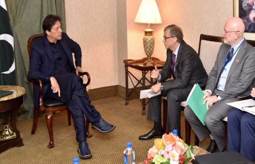 وزیراعظم عمران خان اور مائیکرو سافٹ کے بانی بل گیٹس کے درمیان ٹیلی فونک رابطہ 