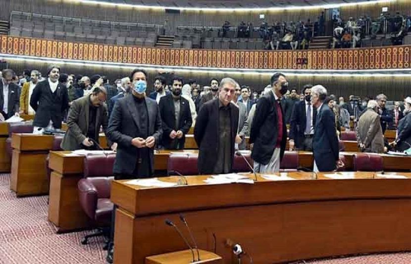 اسپیکر قومی اسمبلی نے پی ٹی آئی کے مزید 35 ارکان کے استعفے منظور کر لیے