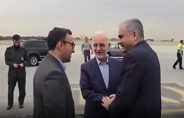 امریکا ایران مذاکرات کی کوششوں کیلئے محسن نقوی ایران پہنچ گئے
