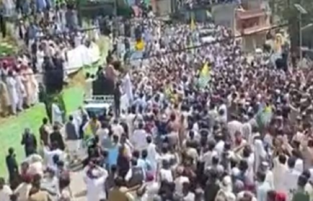 آزاد کشمیر: بجلی بلوں میں اضافے کیخلاف احتجاج اور مکمل شٹر ڈاؤن ہڑتال