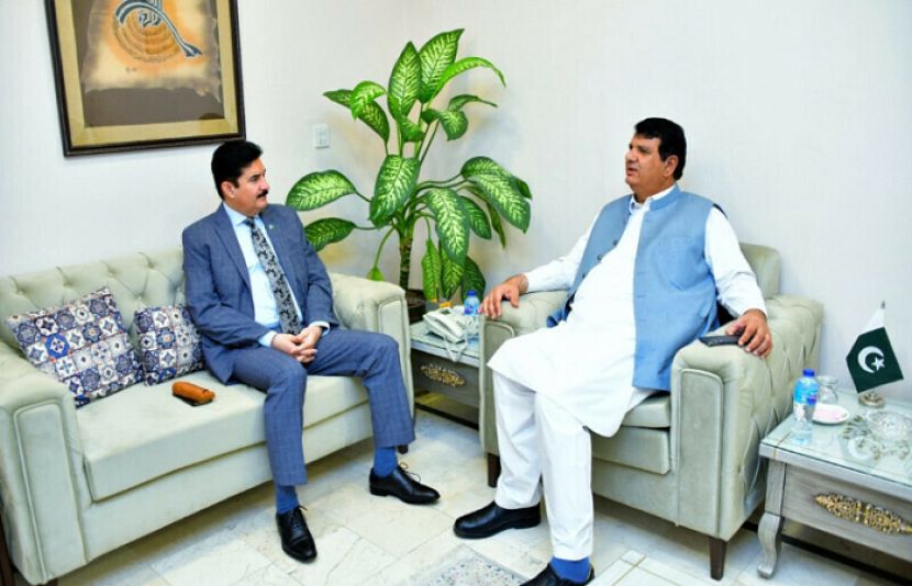 امیر مقام کی فیصل کریم کنڈی سے ملاقات، سینیٹ انتخابات اور اپوزیشن کی حکمتِ عملی پر غور