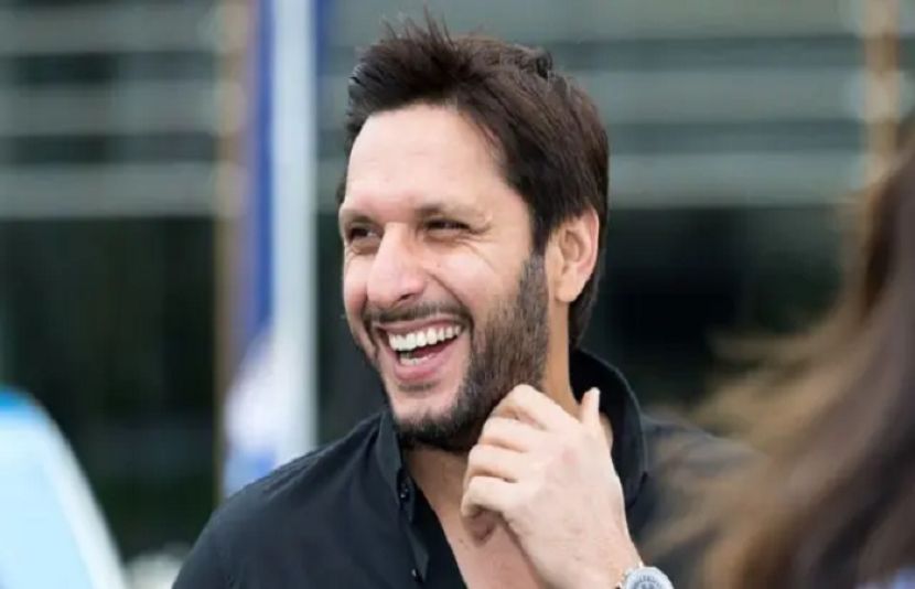 پاکستان کرکٹ ٹیم کے سابق کپتان شاہد آفریدی نے کراچی چھوڑ کر مستقل طور پر اسلام آباد منتقل ہونے کی تصدیق کردی ہے